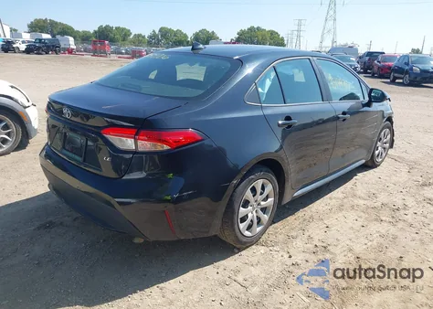 2022 Toyota Corolla Le z USA, uszkodzony, nr VIN 5YFEPMAE6NP276957